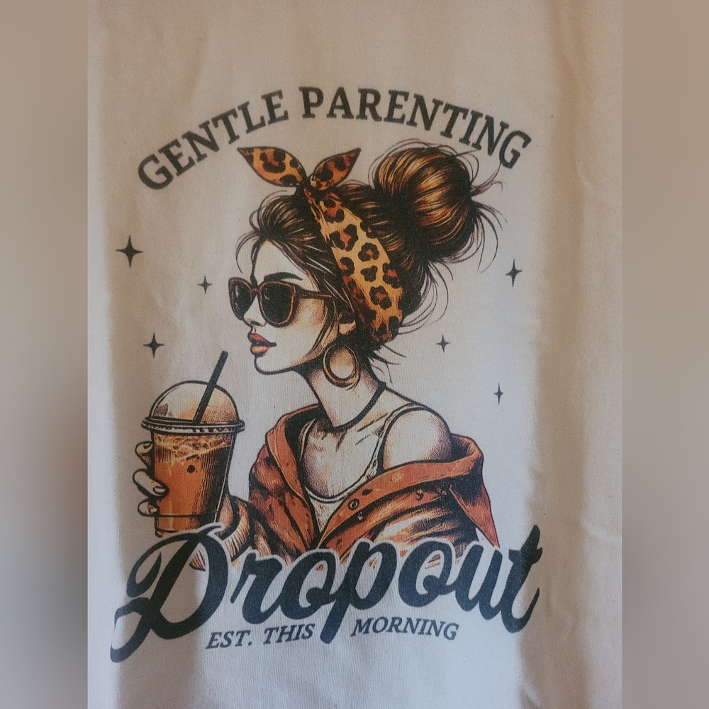 White Graphic Tee Size L